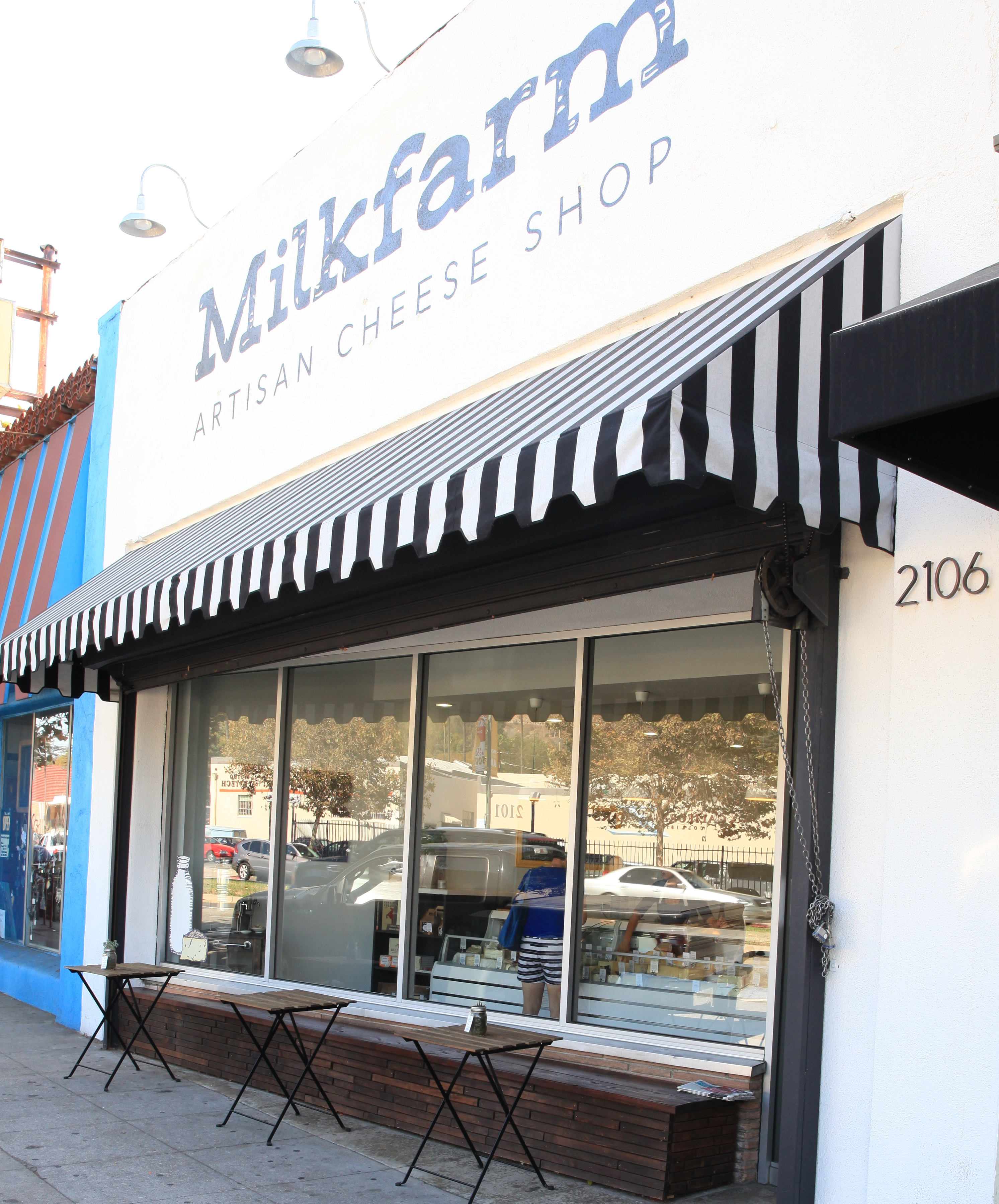Final_storefront_milkfarm